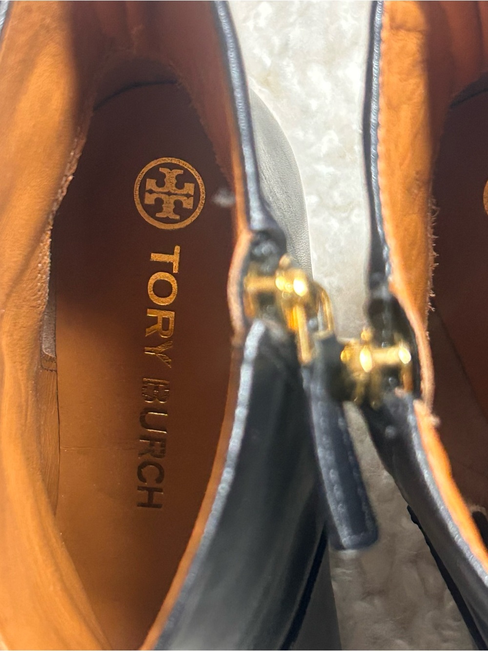 Tory Burch black genuine leather boots with wide heel and gold detail size 7.5 - Picture 4 of 9